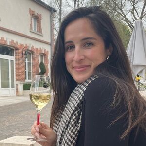 Meet your Posher, Adrienne